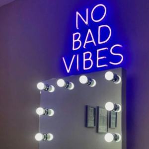 No Bad Vibes - LED neon felirat